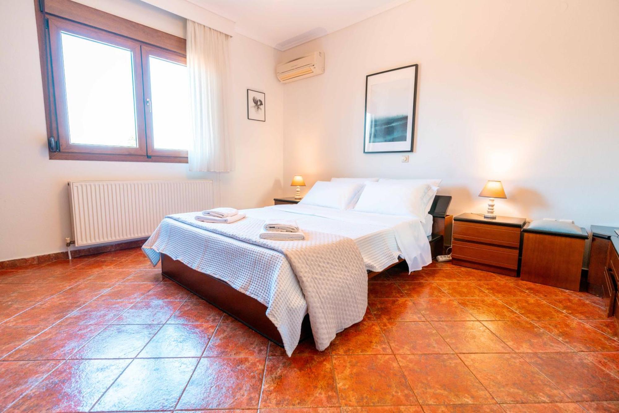 Villa Bougainvillea Епаноми Екстериор снимка