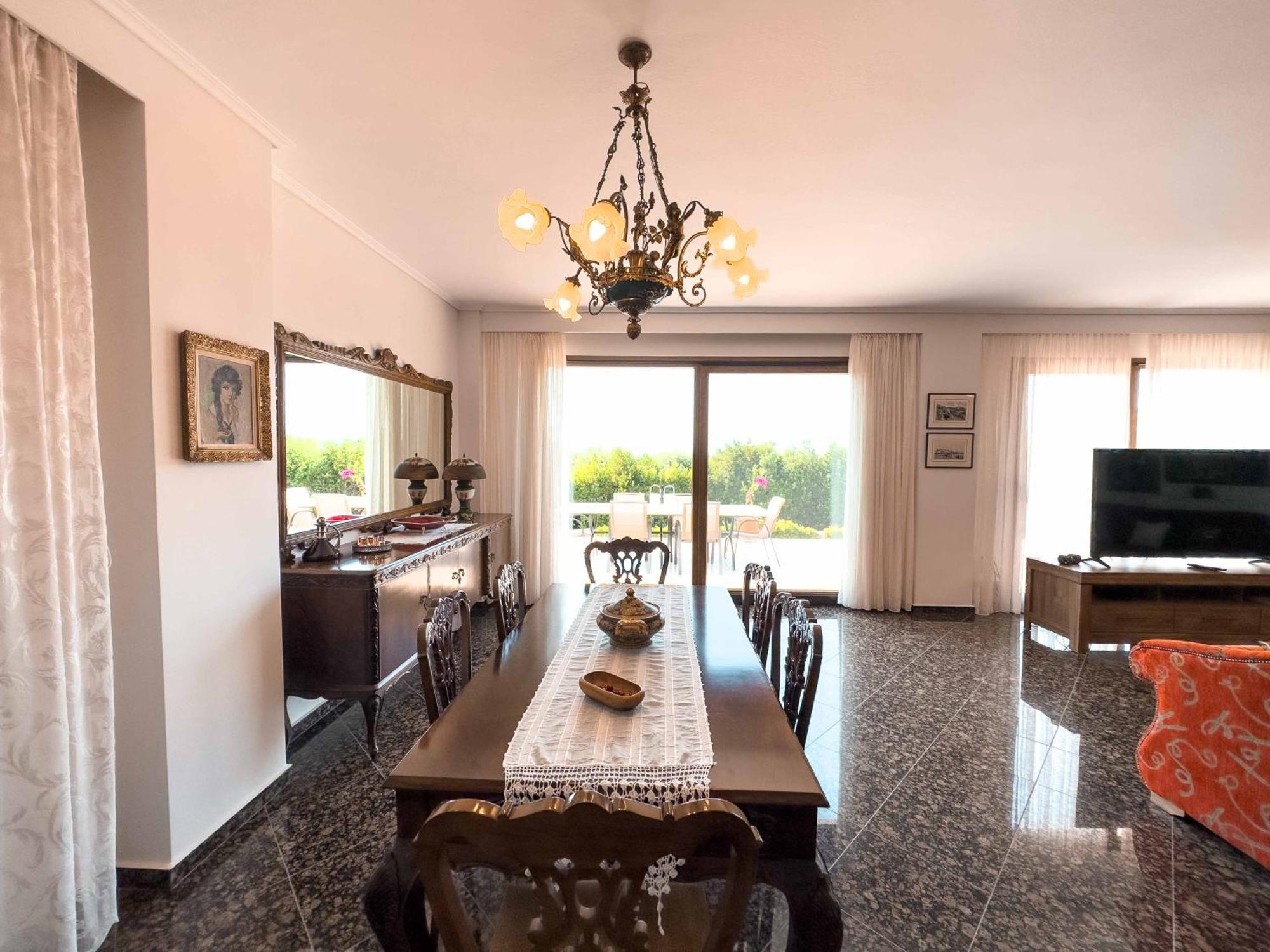 Villa Bougainvillea Епаноми Екстериор снимка